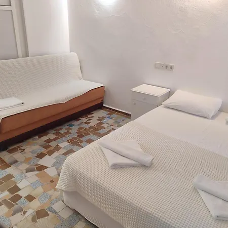 Hotel Tropicana *
